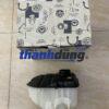 BÌNH NƯỚC PHỤ MERCEDES C180 2001
