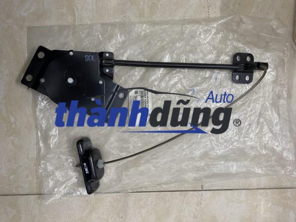 TREO LỐP DỰ PHÒNG KIA CARENS 2007-2012