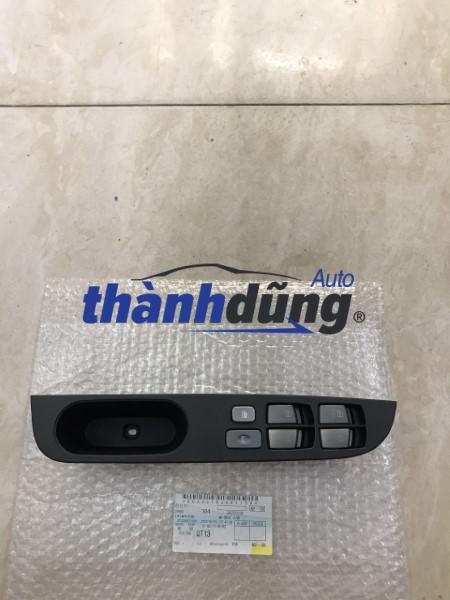 công tắc nâng hạ kính ssangyong stavic 2013 | 8582021000
