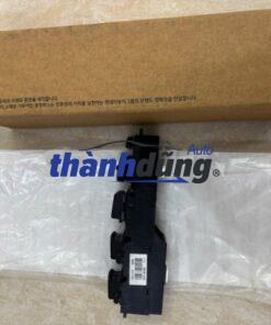 công tắc lên kính hyundai santafe 2.7 2010 | 935702b450bs