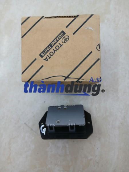 trở quạt giàn lạnh xe toyota fortuner 2011 | 871380k250