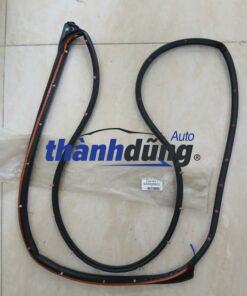 gioăng cánh cửa toyota fortuner 2009 | 678620k013