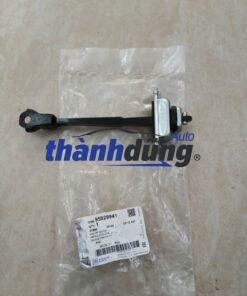 hạn chế cánh cửa trước phải chevrolet captiva | 95929941
