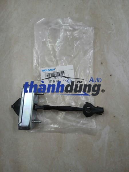 giới hạn cánh cửa trước mazda cx5 2015
