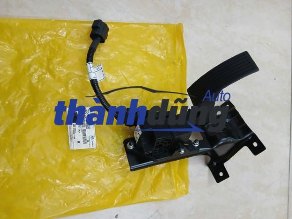 CẢM BIẾN CHÂN GA XE KIA BONGO 3 2008 | 327004E000 - Ảnh 2