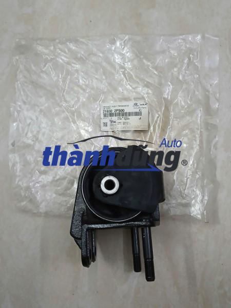 chân máy hộp số hyundai santafe 2012 | 218302p500
