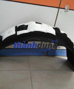lòng dè chắn bùn sau phụ vinfast vf8 | bex30120075