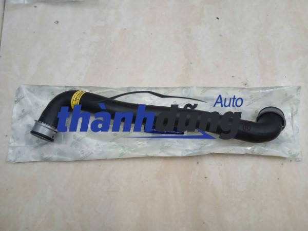 ống két nước trên mercedes c300 2007-2013 | 2045012582