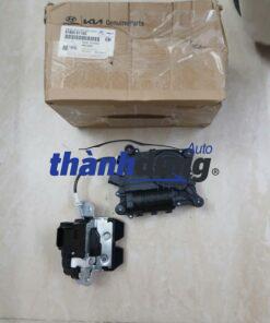 cơ cấu ngậm cốp hậu xe hyundai santafe 2023 | 81800s1100