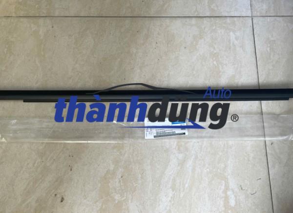 nẹp chân kính trước xe ford ranger 2020 | ab3z2620935c